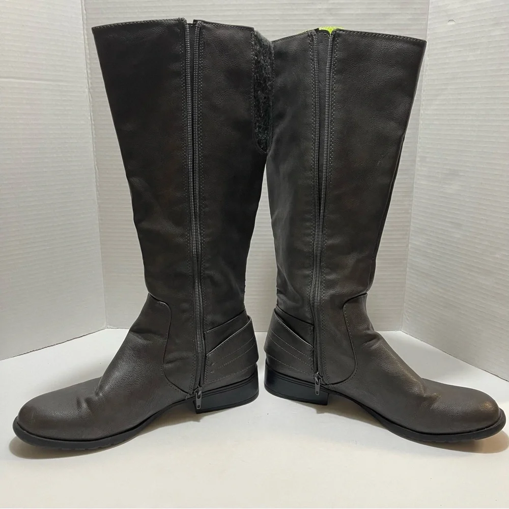 Women's Gray Leather Knee-High‎ Boots